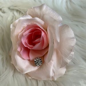 Mom rhinestone Diamond Silver bead✨